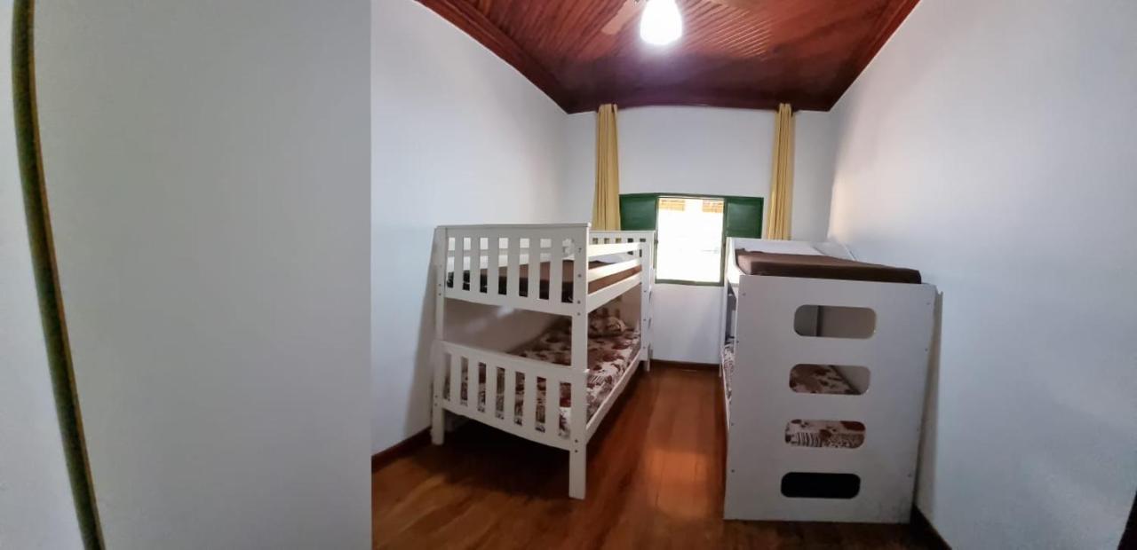 Вилла Sitio Sebastiao Pereira Jambeiro Экстерьер фото